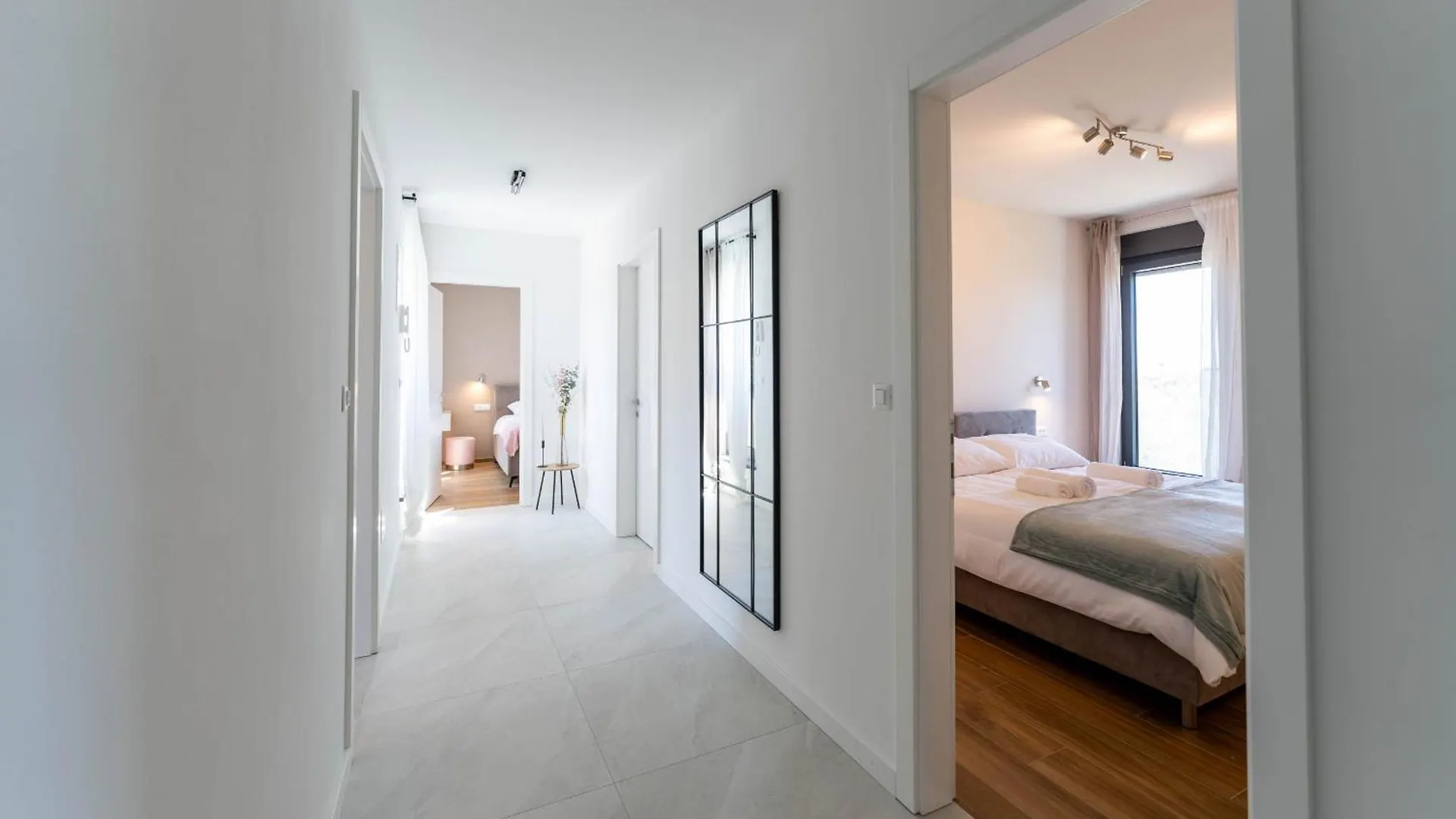 Villa Camino For 6 People Near Fazana With Sea View & Only 700 Meters From The Beach Stinjan