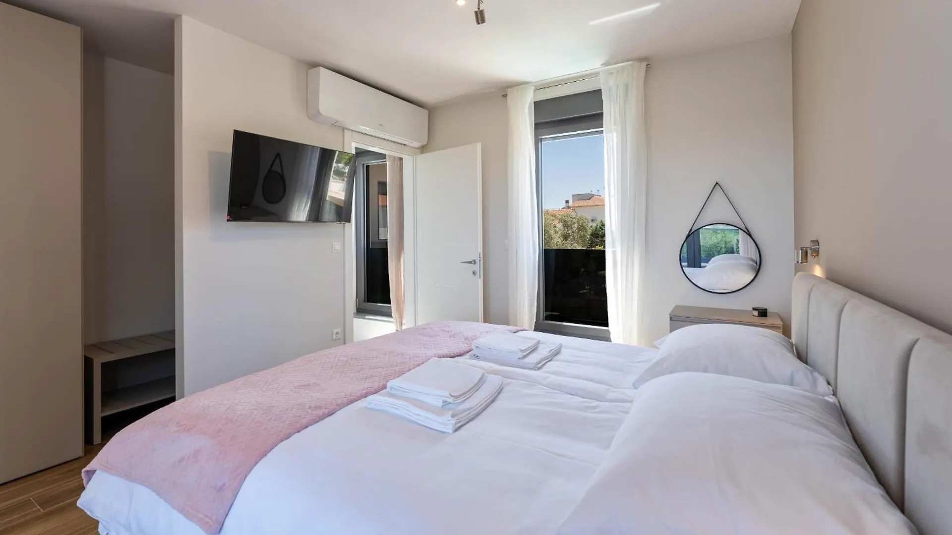 Villa Camino For 6 People Near Fazana With Sea View & Only 700 Meters From The Beach Stinjan 0*,