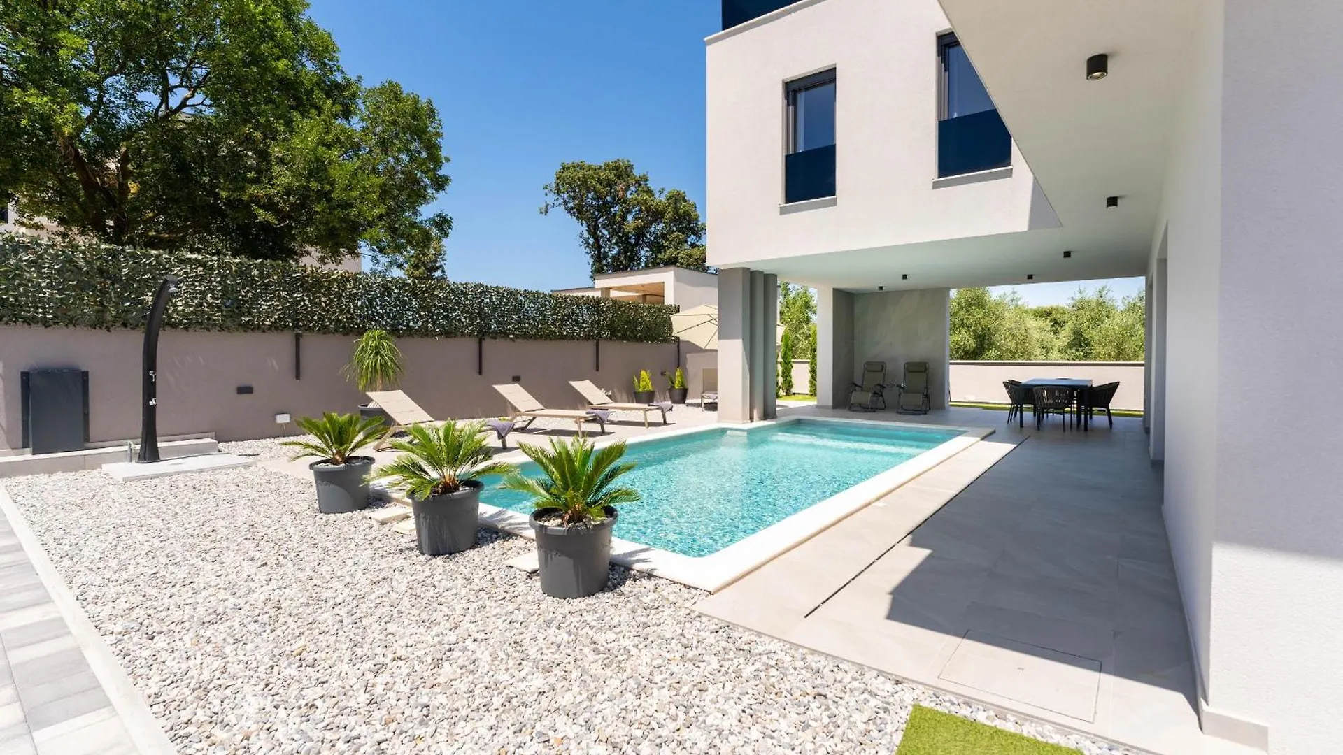 Villa Camino For 6 People Near Fazana With Sea View & Only 700 Meters From The Beach Stinjan