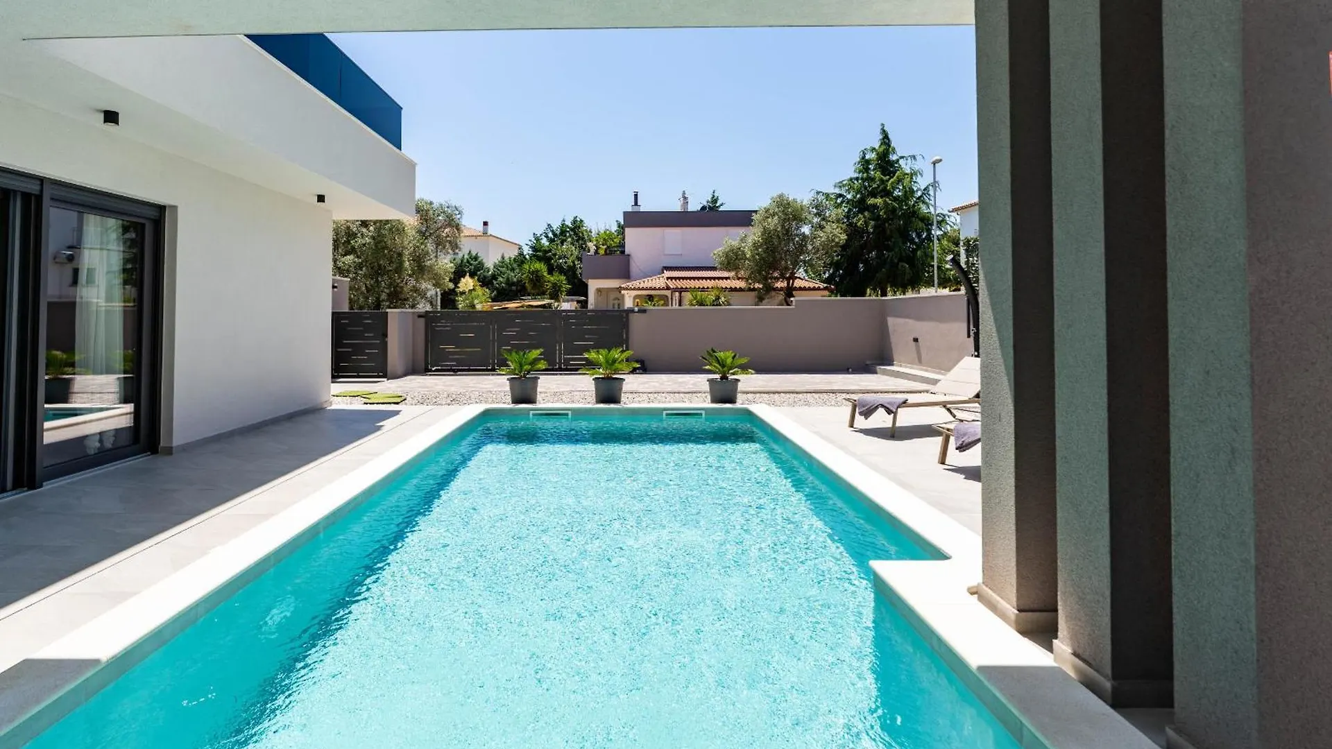 Villa Camino For 6 People Near Fazana With Sea View & Only 700 Meters From The Beach Stinjan